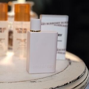 Burberry HER Intense 3.3 Oz